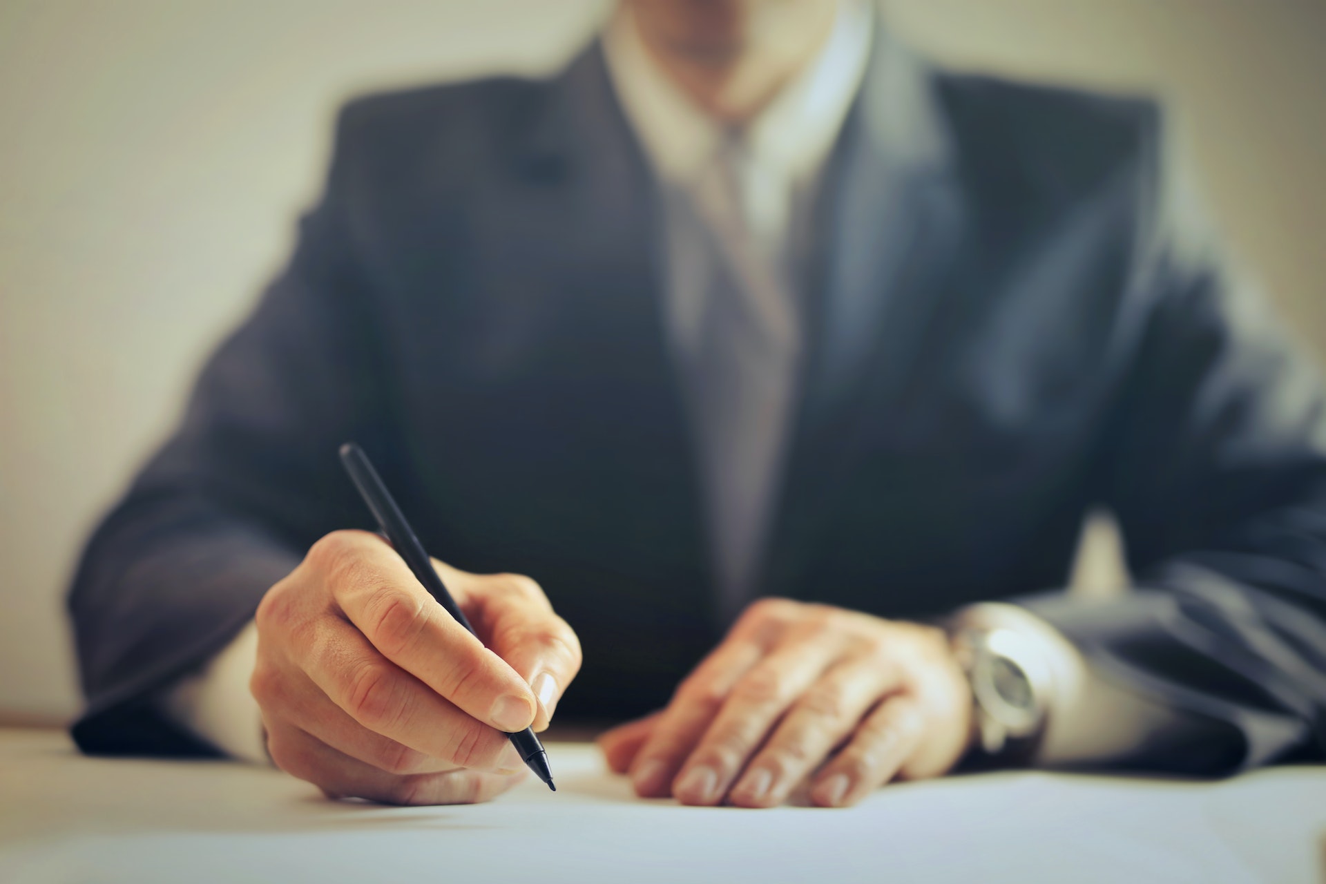 Can You Terminate your Property Contract? The Serious Risks of Defaulting Under a Contract